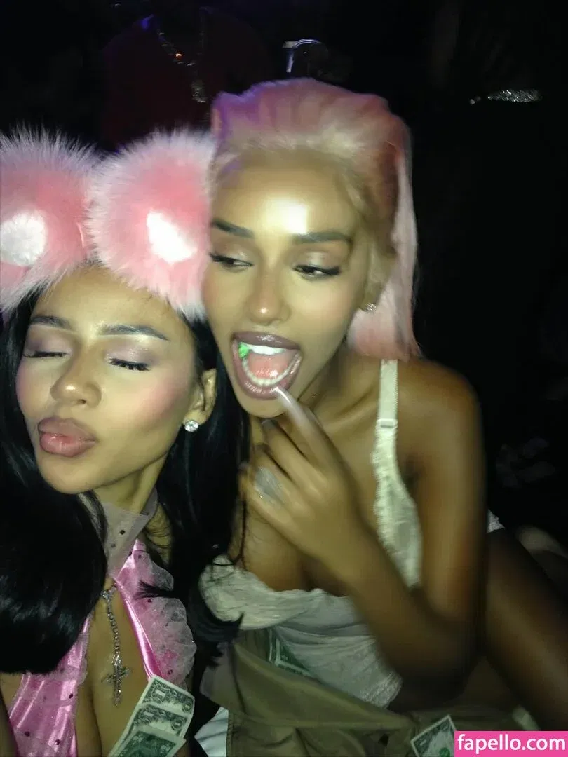 latto777 Onlyfans Photo Gallery 