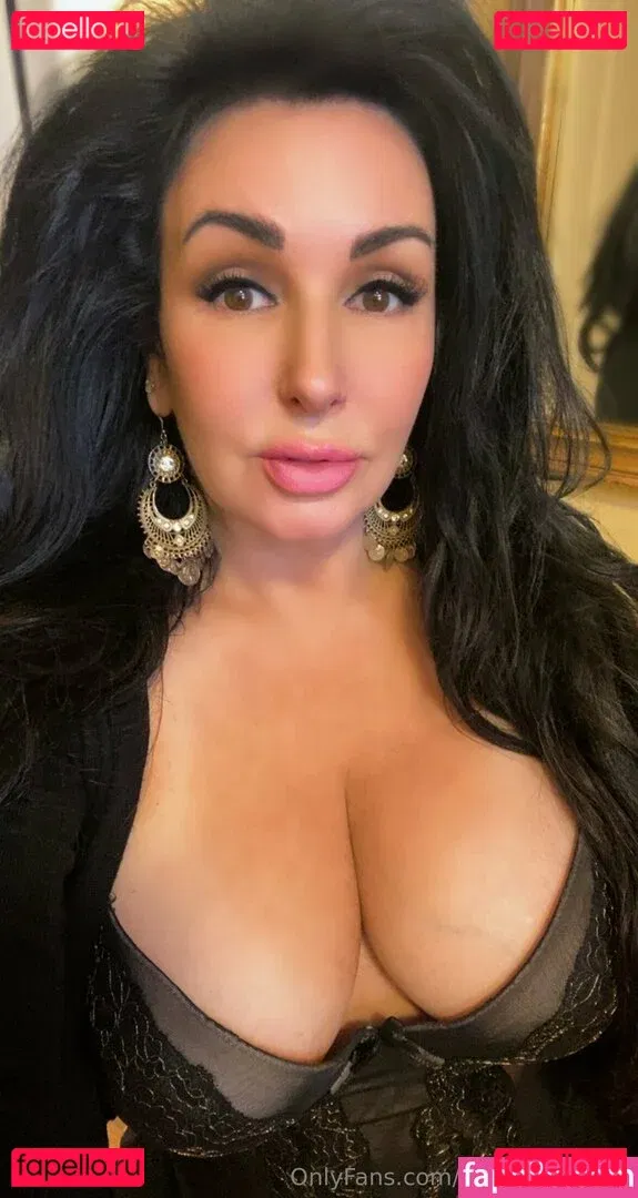 thesophiascott Onlyfans Photo Gallery 