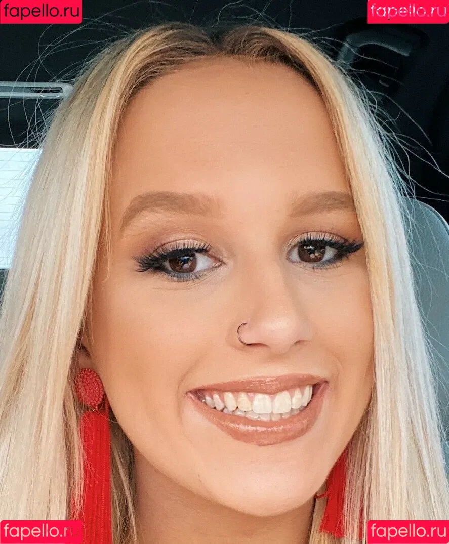 Adora Nicole Onlyfans Photo Gallery 