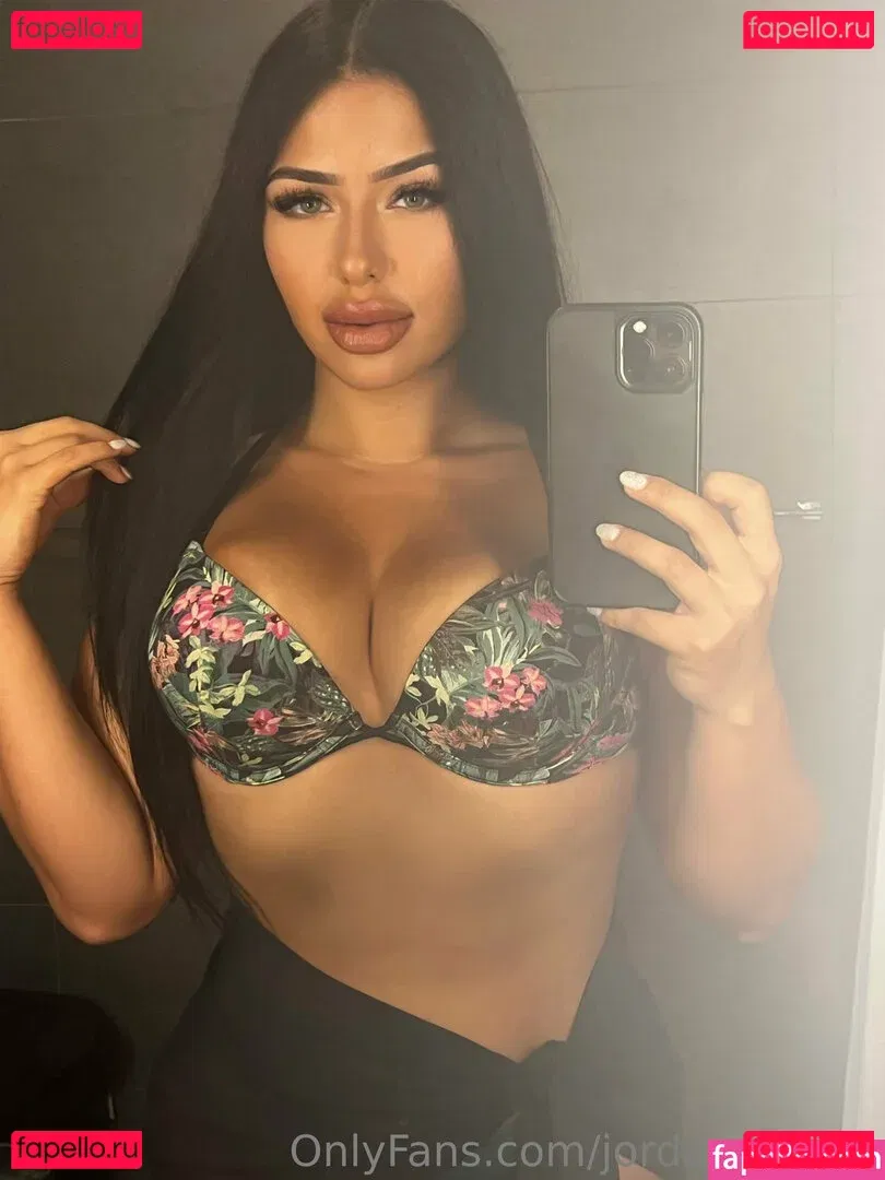 jordananajjar Onlyfans Photo Gallery 