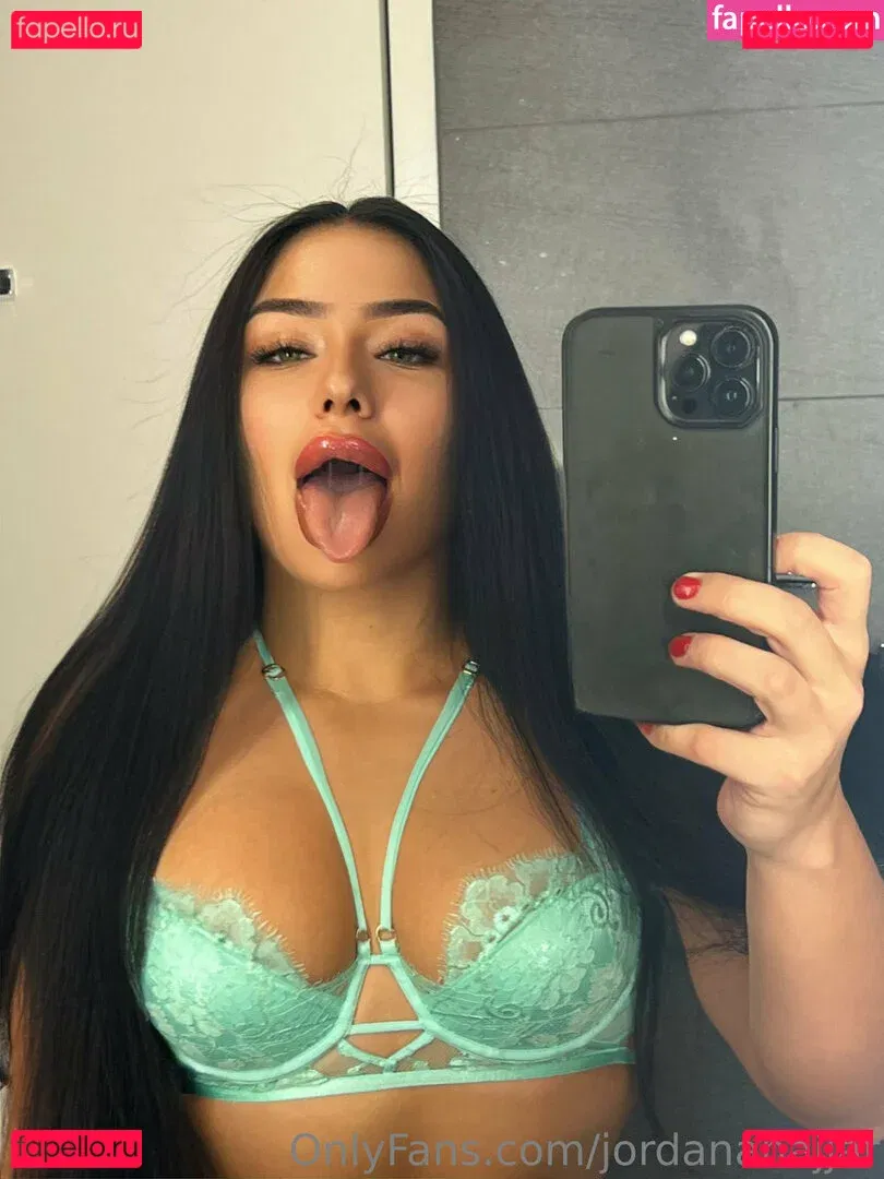 jordananajjar Onlyfans Photo Gallery 