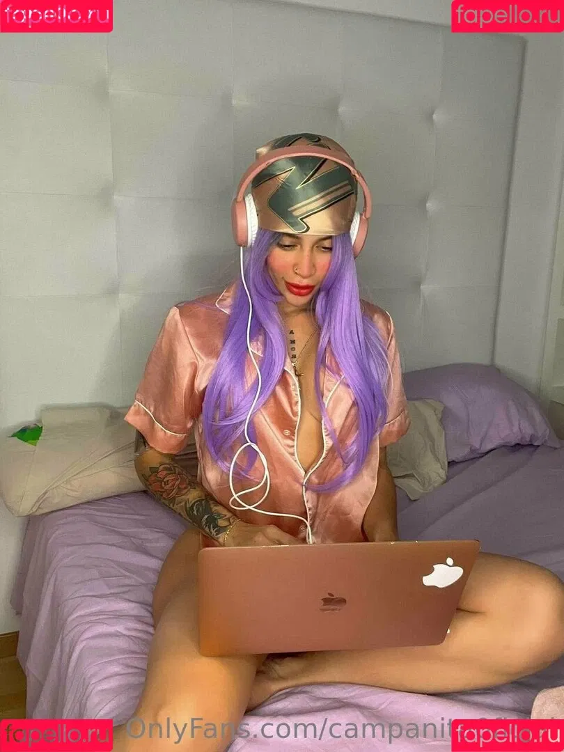 campanita0ficial Onlyfans Photo Gallery 