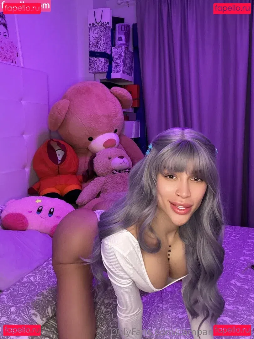 campanita0ficial Onlyfans Photo Gallery 