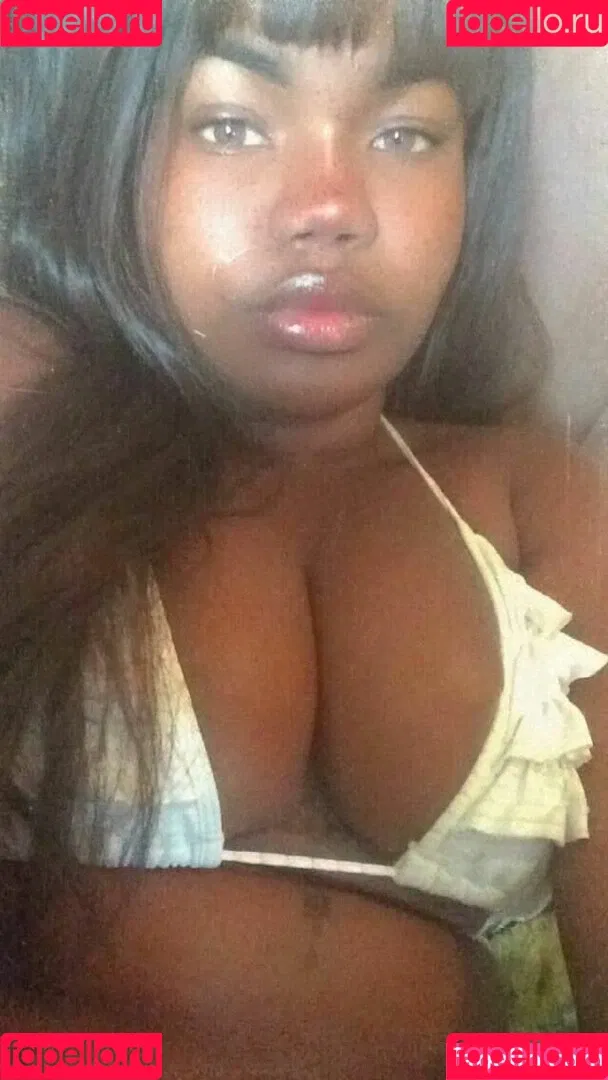 Esther Marinho Onlyfans Photo Gallery 