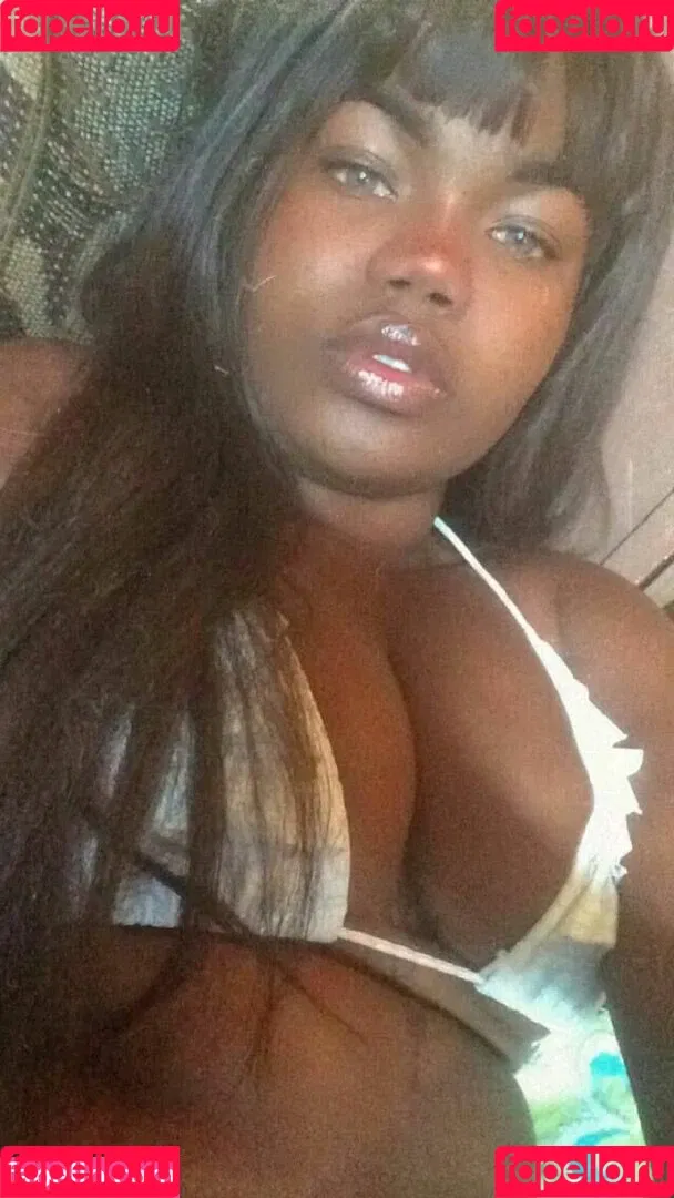 Esther Marinho Onlyfans Photo Gallery 