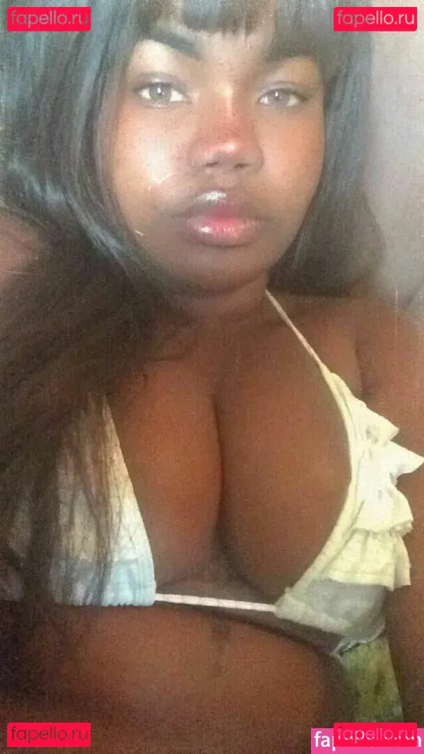 Esther Marinho Onlyfans Photo Gallery 