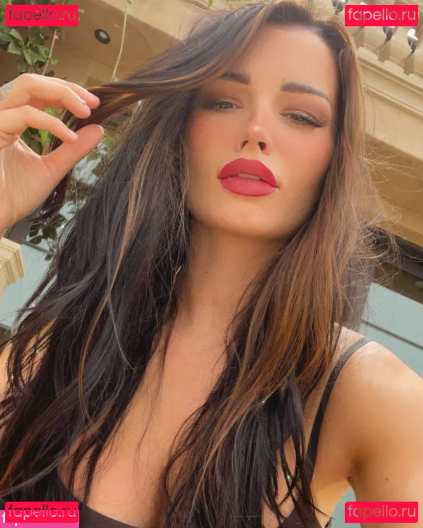 PaigeWWE Onlyfans Photo Gallery 