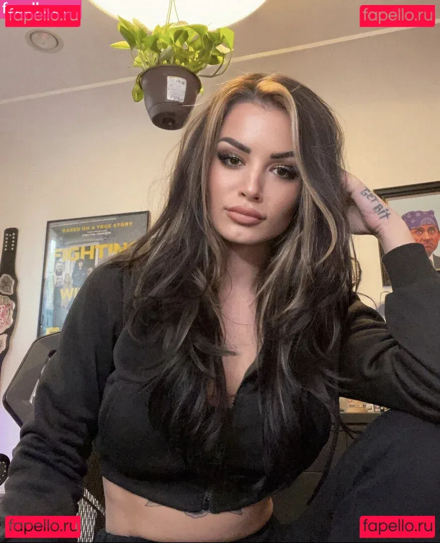 PaigeWWE Onlyfans Photo Gallery 