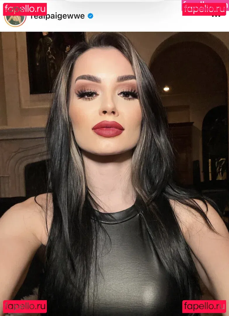 PaigeWWE Onlyfans Photo Gallery 