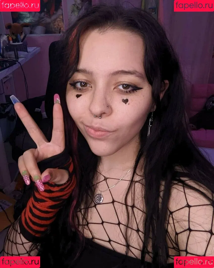 Lvkrd Onlyfans Photo Gallery 