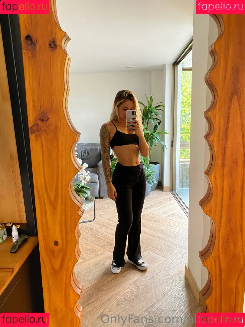 alicia1ray Onlyfans Photo Gallery 
