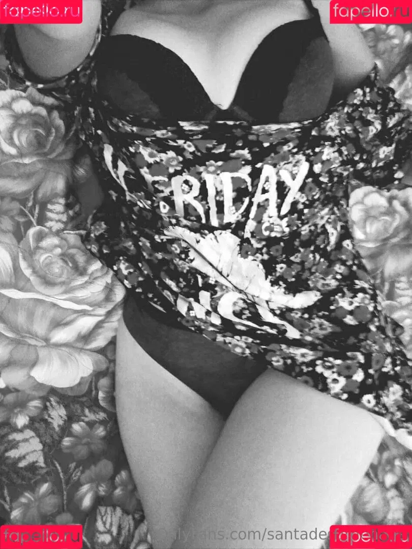 santadesordenada Onlyfans Photo Gallery 