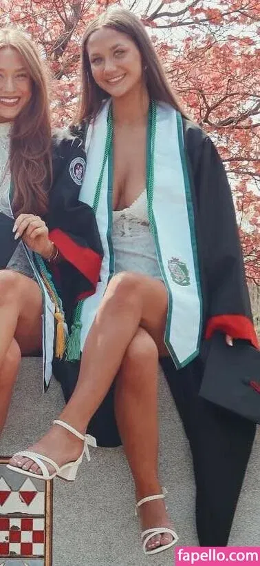 Stephanie Zustovich Onlyfans Photo Gallery 