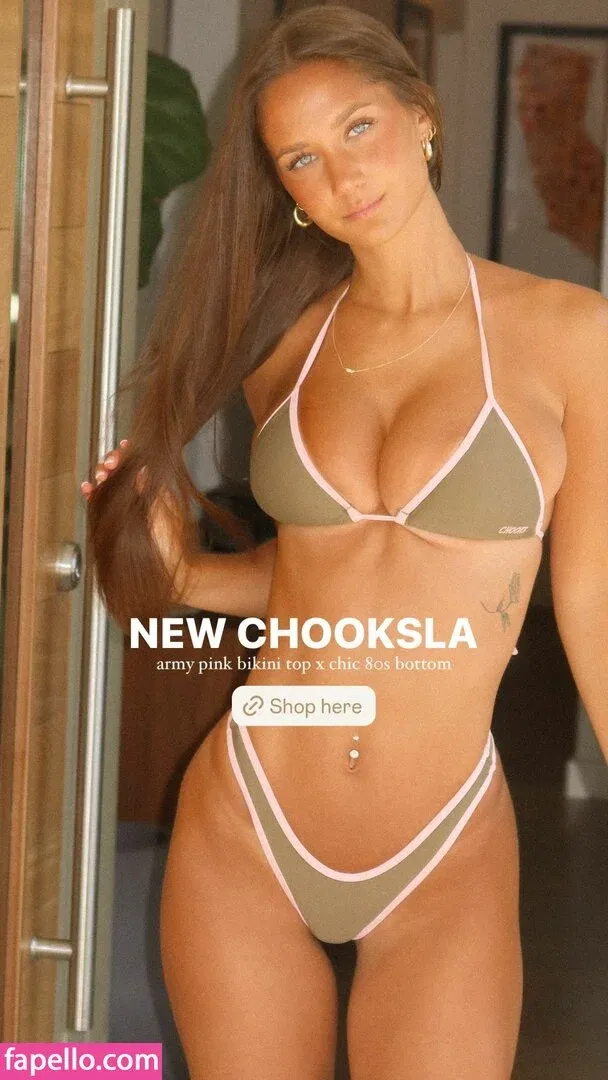 Stephanie Zustovich Onlyfans Photo Gallery 