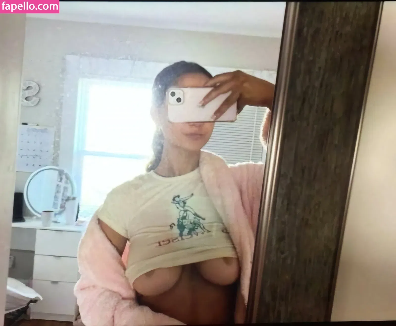 Stephanie Zustovich Onlyfans Photo Gallery 