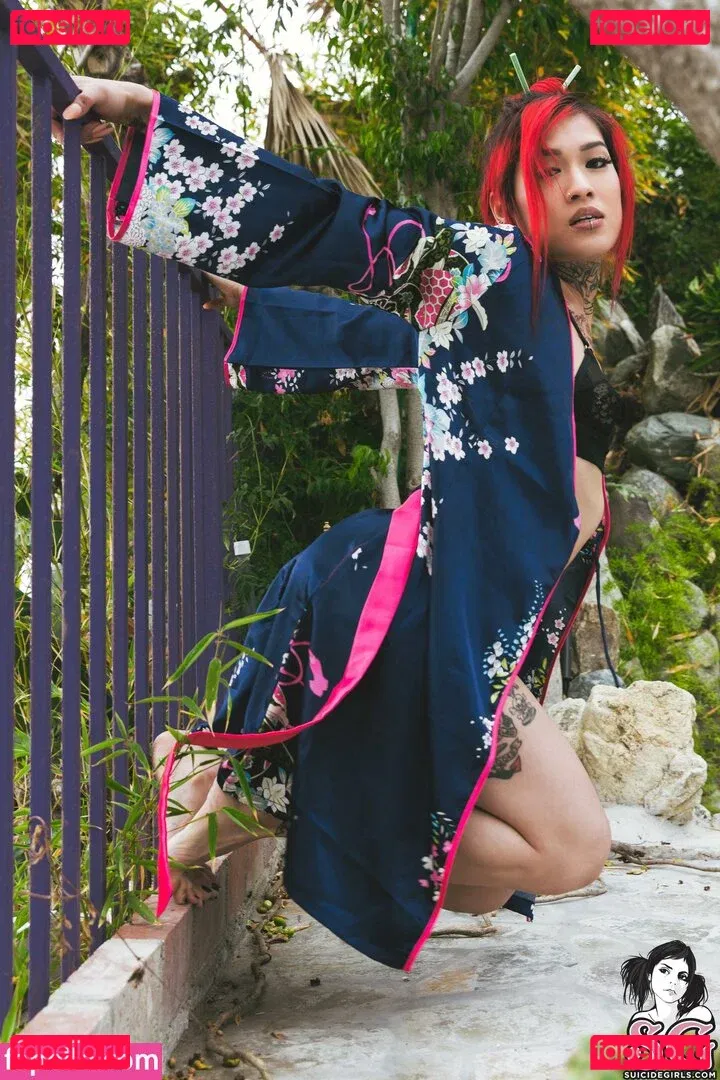 mahnee Onlyfans Photo Gallery 