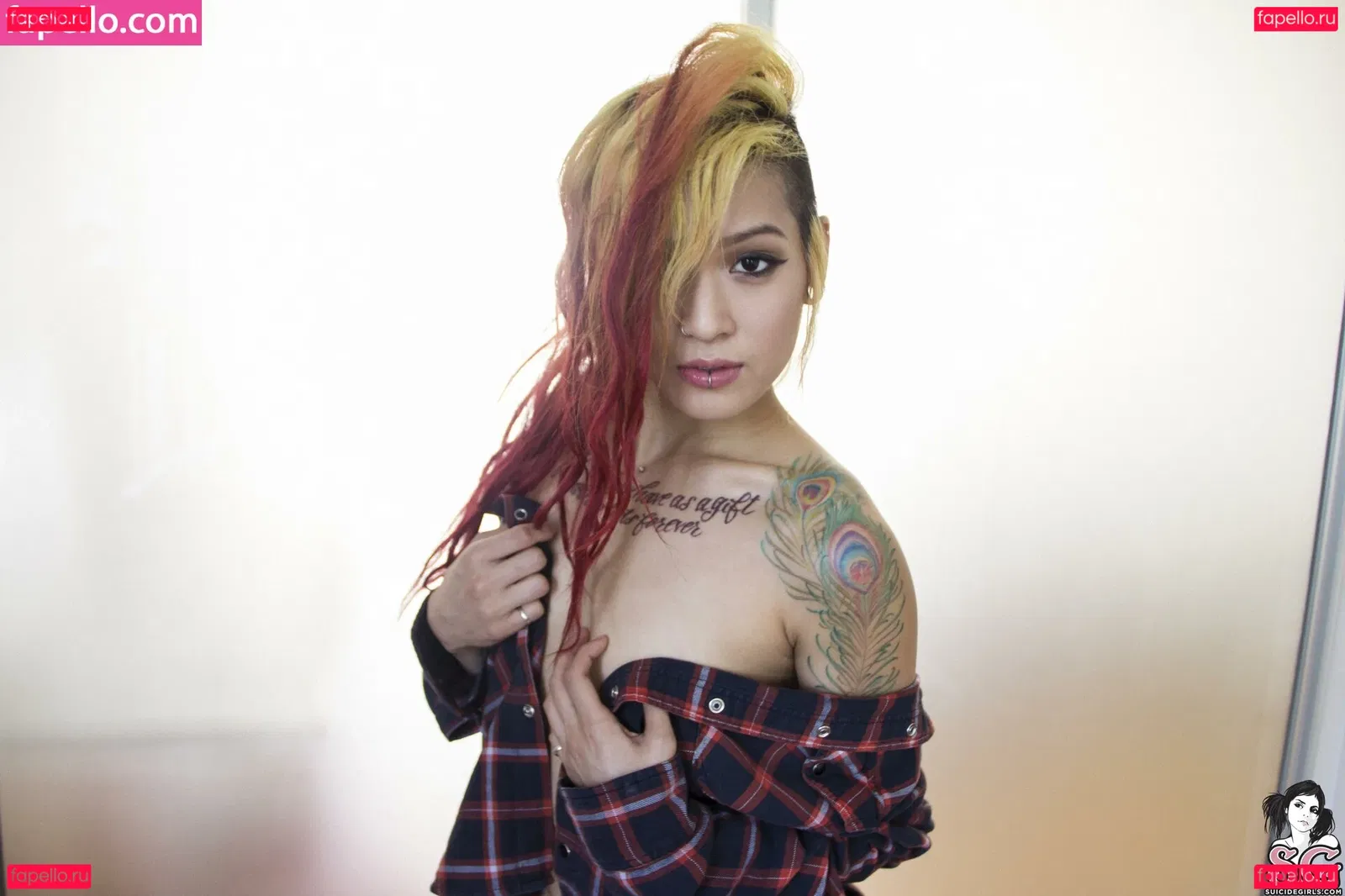 mahnee Onlyfans Photo Gallery 