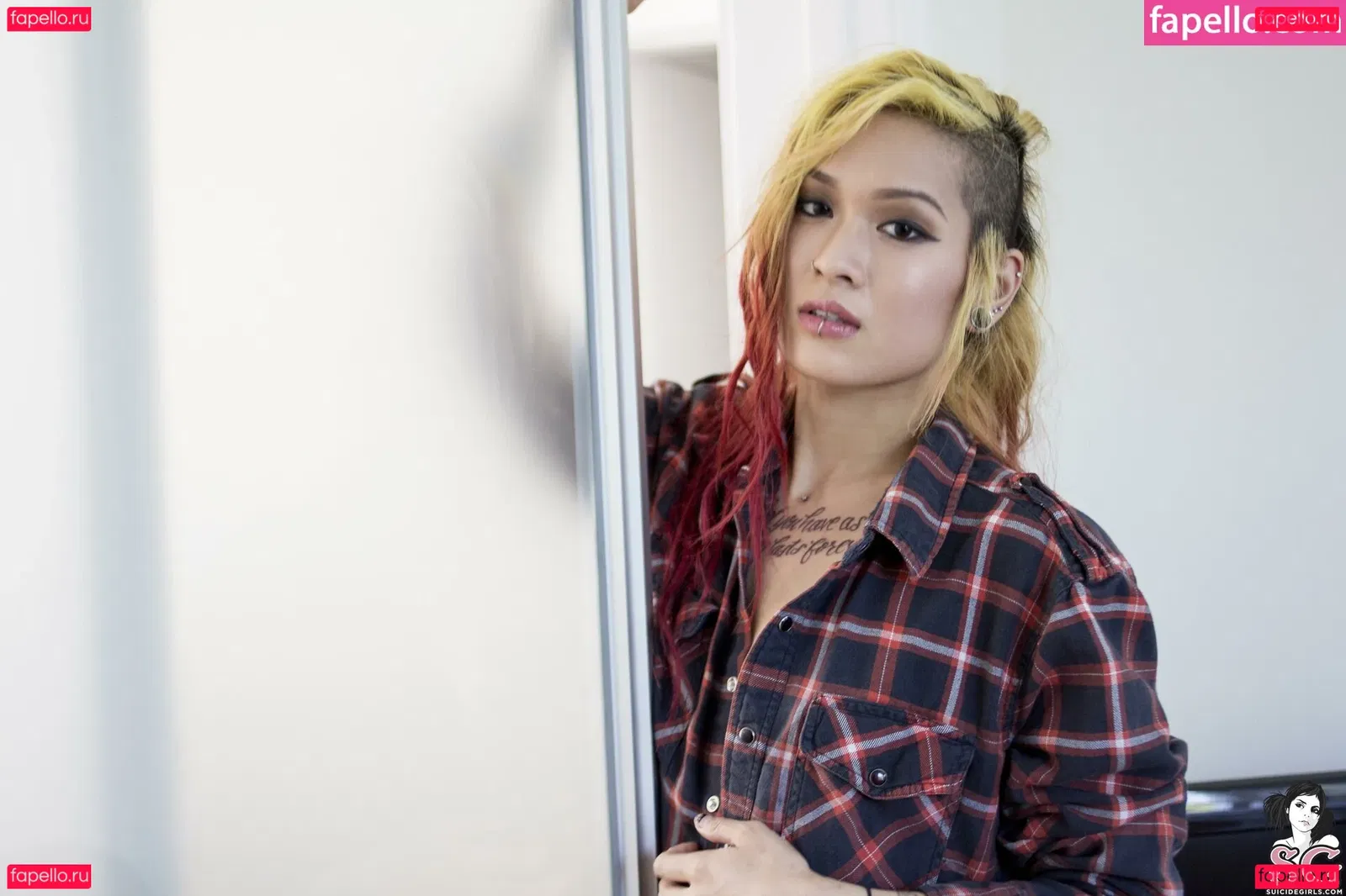 mahnee Onlyfans Photo Gallery 