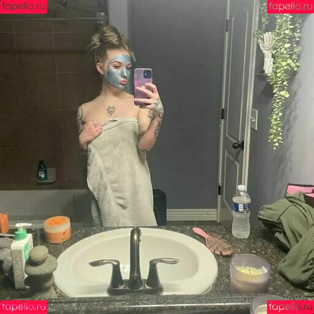 babysaraxoxo Onlyfans Photo Gallery 