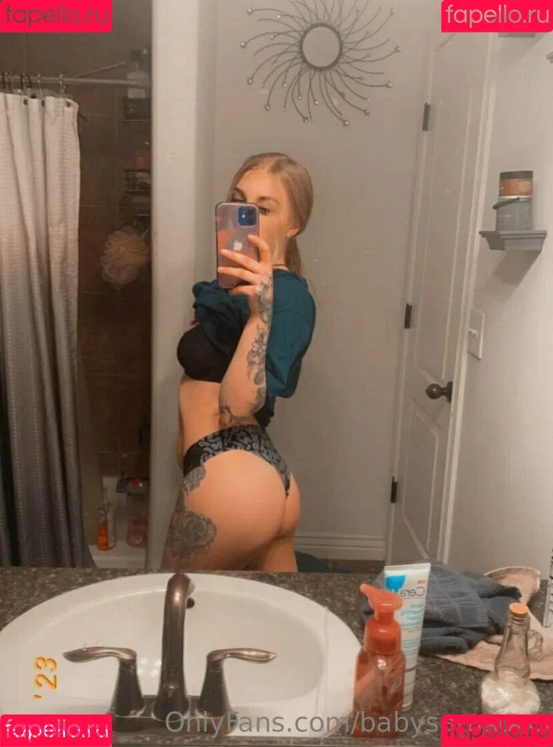 babysaraxoxo Onlyfans Photo Gallery 