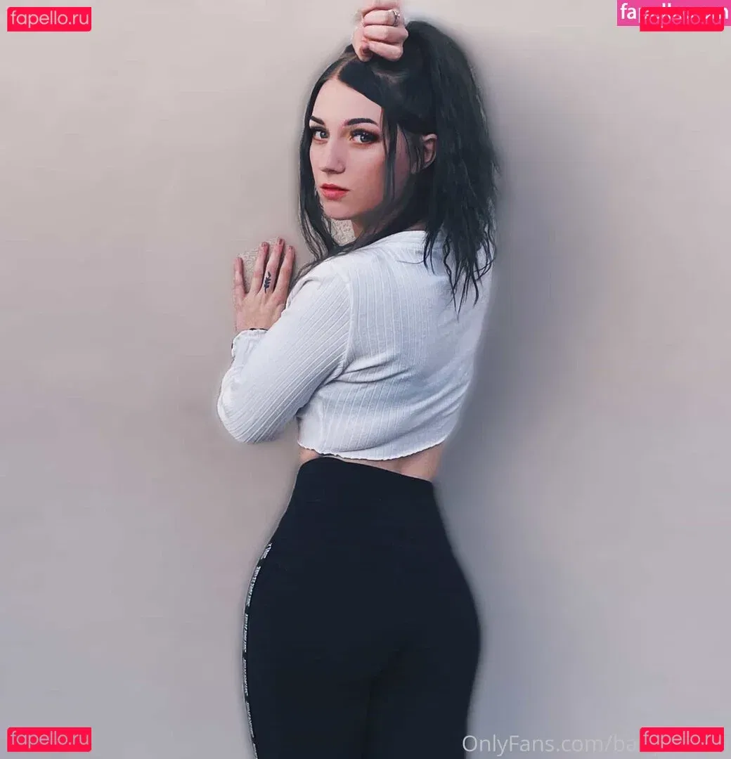 babysaraxoxo Onlyfans Photo Gallery 