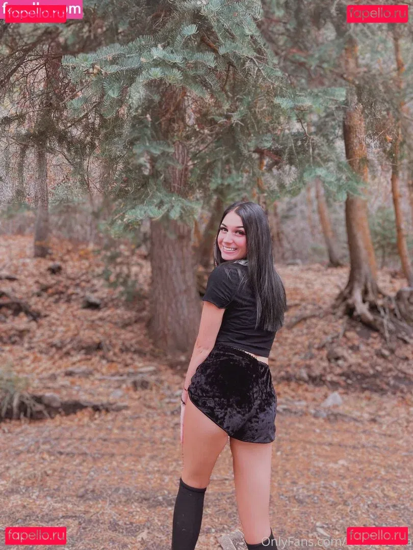 babysaraxoxo Onlyfans Photo Gallery 