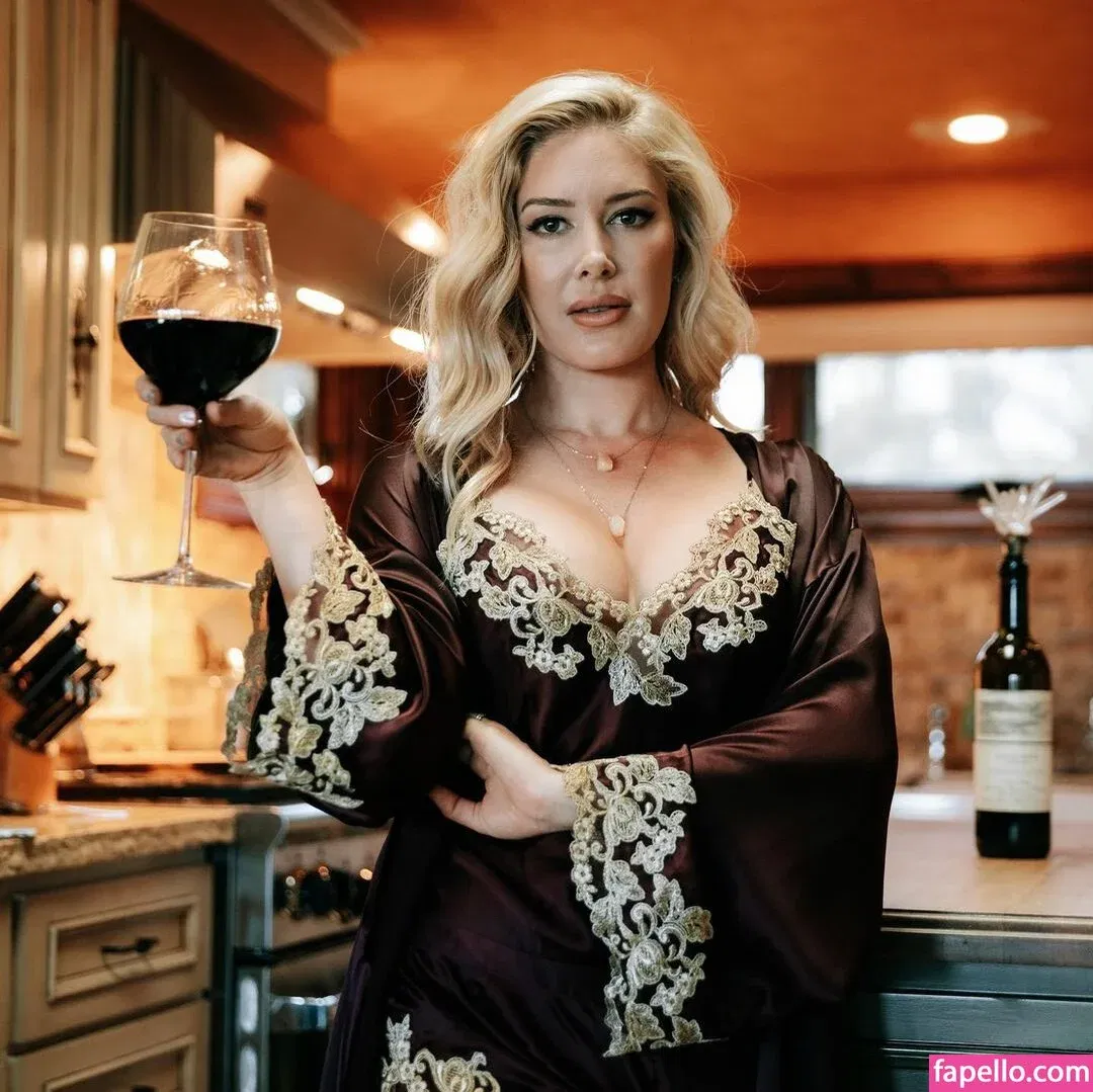 Heidi Montag Onlyfans Photo Gallery 