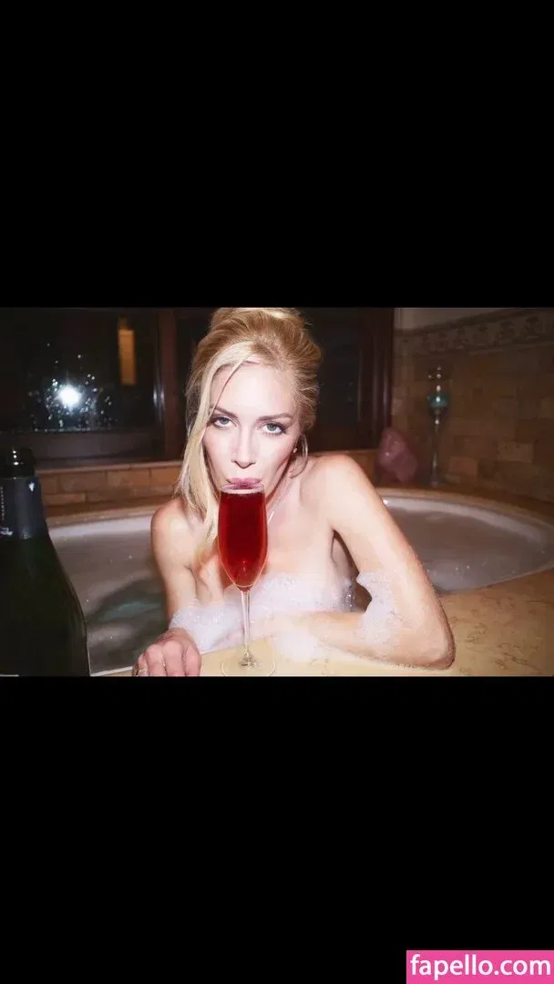 Heidi Montag Onlyfans Photo Gallery 