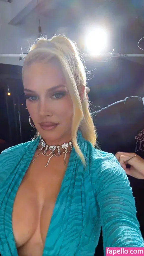 Heidi Montag Onlyfans Photo Gallery 