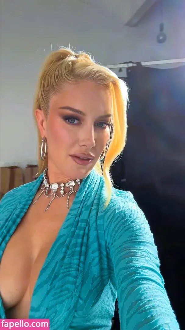 Heidi Montag Onlyfans Photo Gallery 