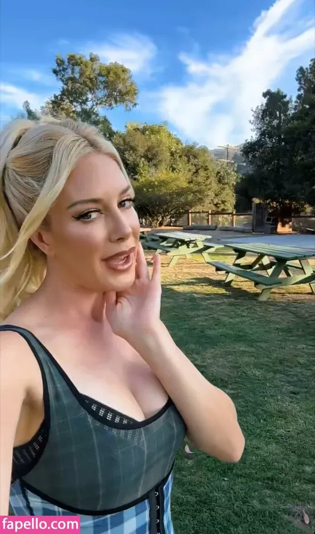 Heidi Montag Onlyfans Photo Gallery 