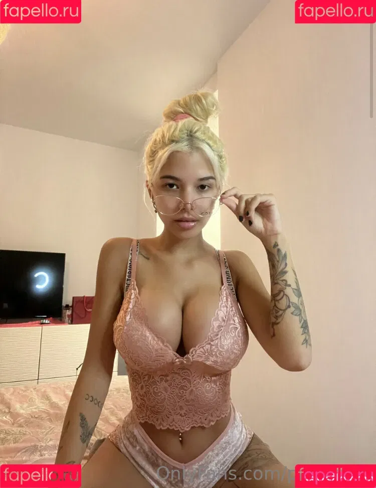 Patty-cakes Onlyfans Photo Gallery 