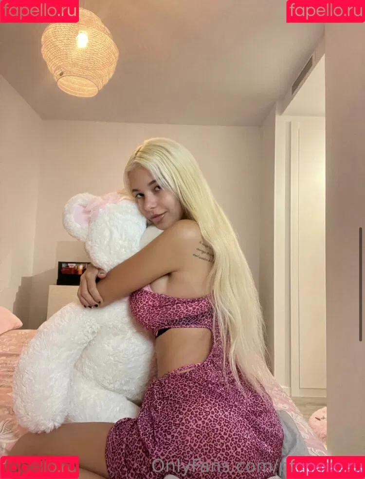 Patty-cakes Onlyfans Photo Gallery 