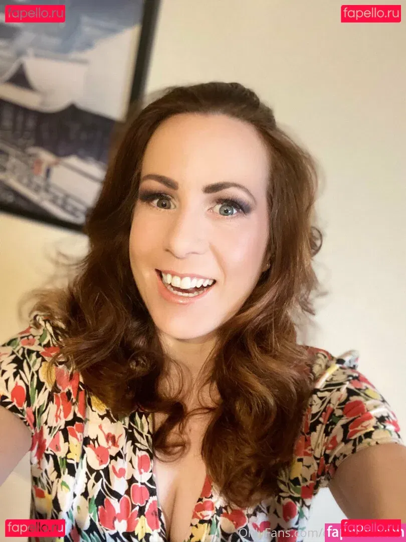 englishrosie21 Onlyfans Photo Gallery 