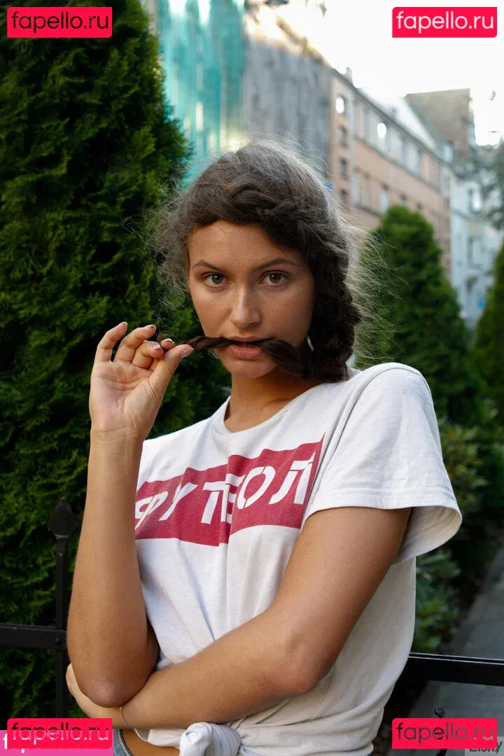 Shyla Volbeck Onlyfans Photo Gallery 