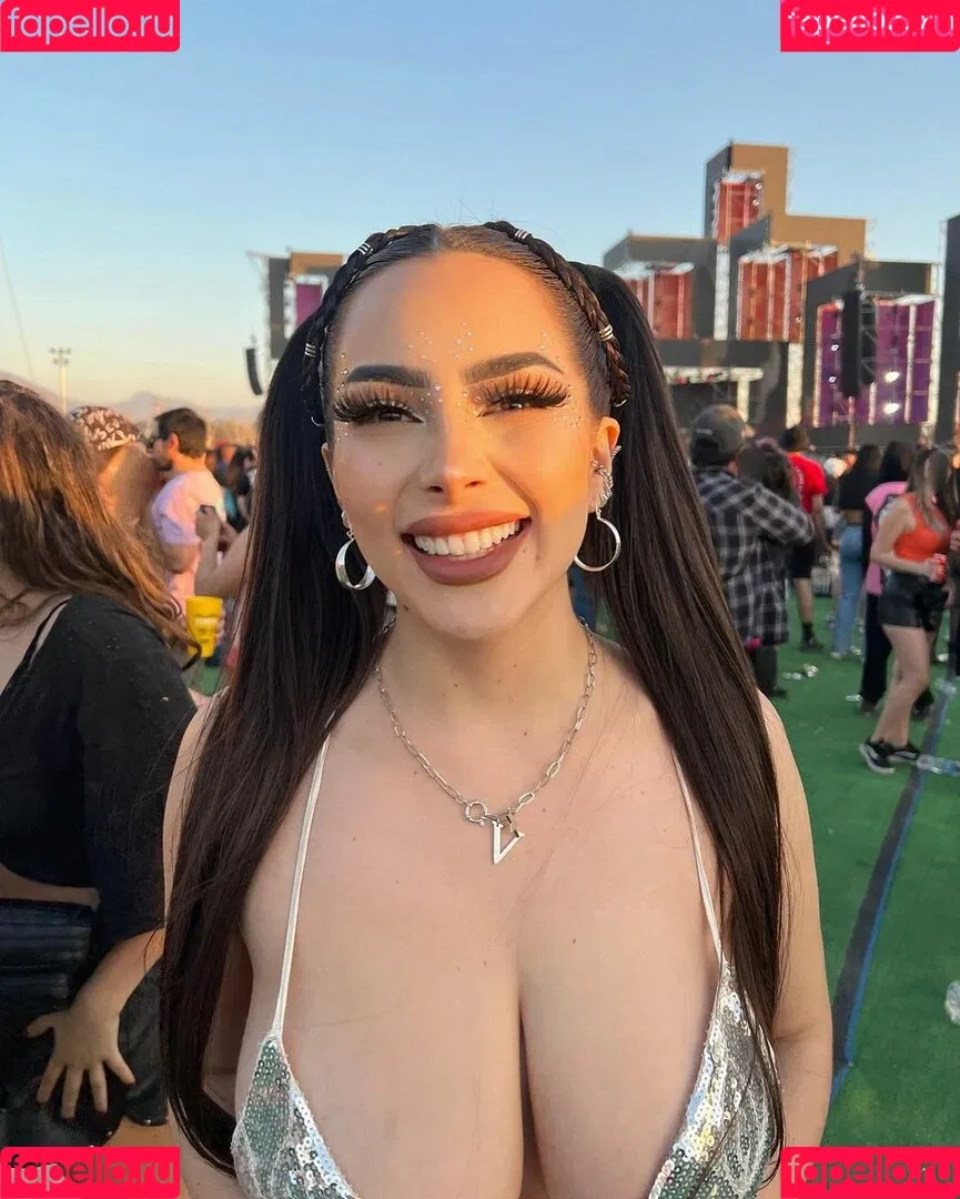 Vaimonroe Onlyfans Photo Gallery 