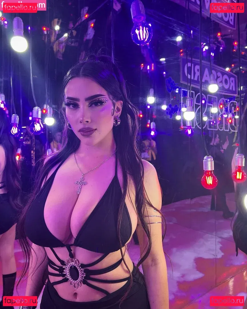 Vaimonroe Onlyfans Photo Gallery 