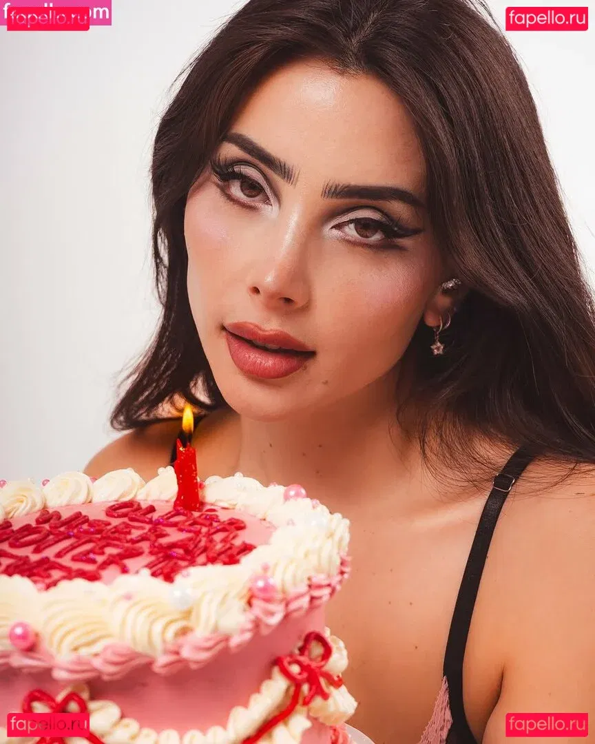 Vaimonroe Onlyfans Photo Gallery 