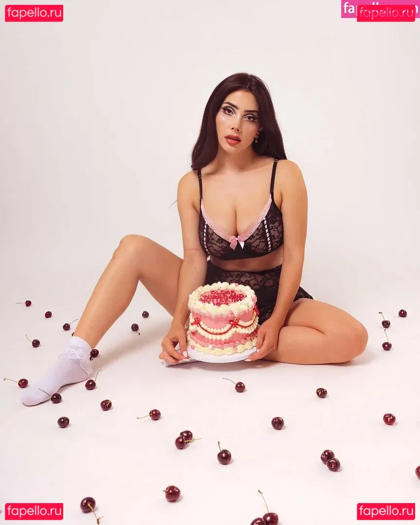 Vaimonroe Onlyfans Photo Gallery 