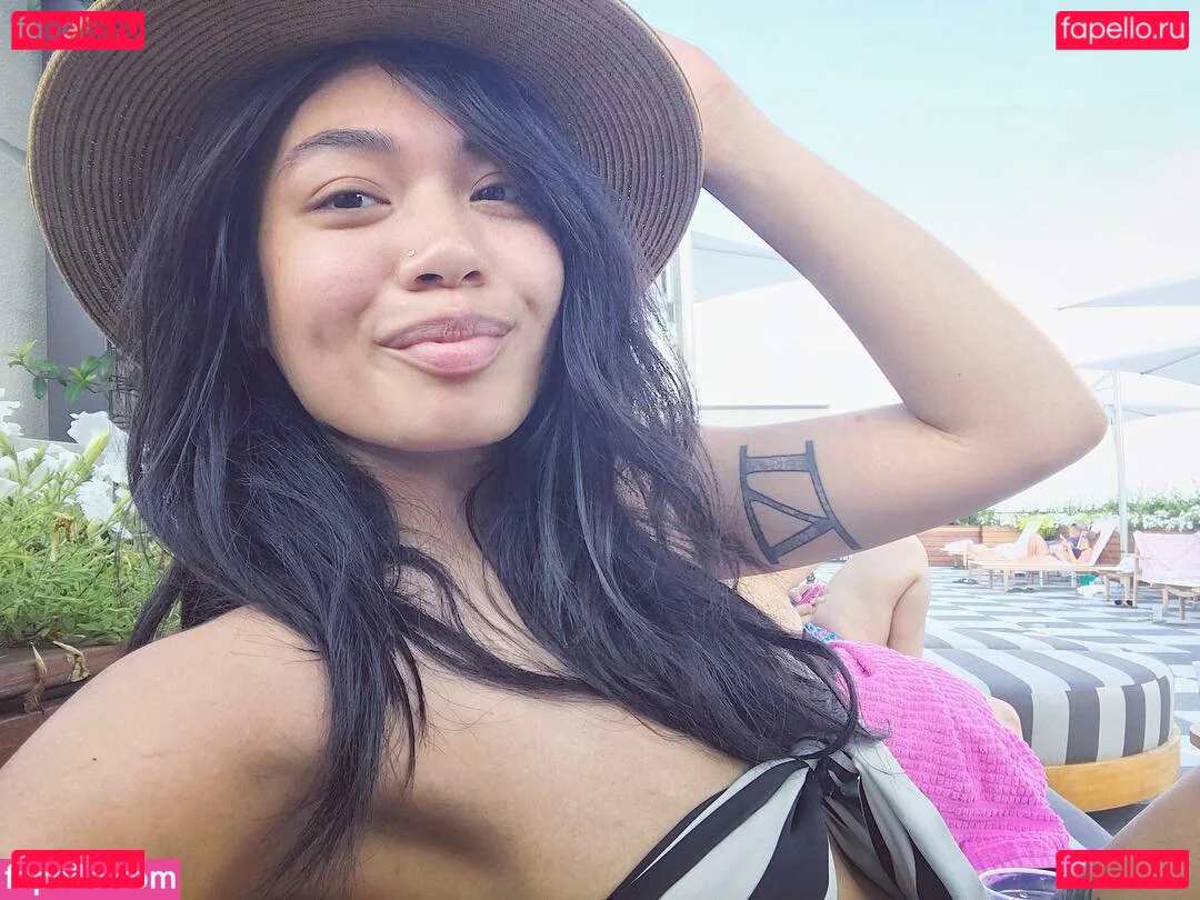 Reyna Morena Onlyfans Photo Gallery 