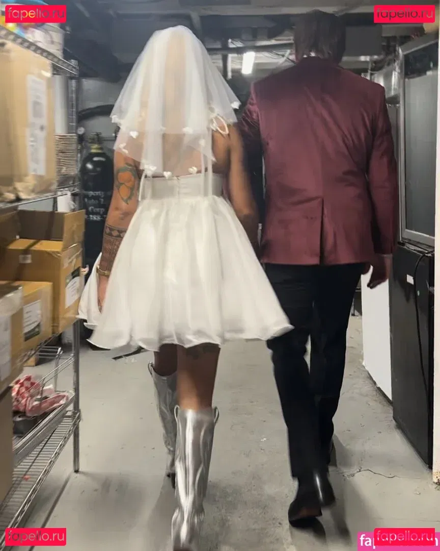 Reyna Morena Onlyfans Photo Gallery 