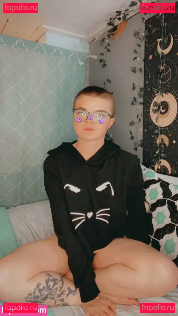 Spellbound Onlyfans Photo Gallery 