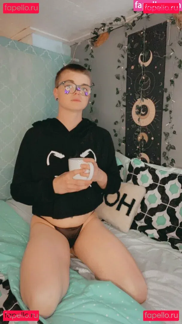 Spellbound Onlyfans Photo Gallery 