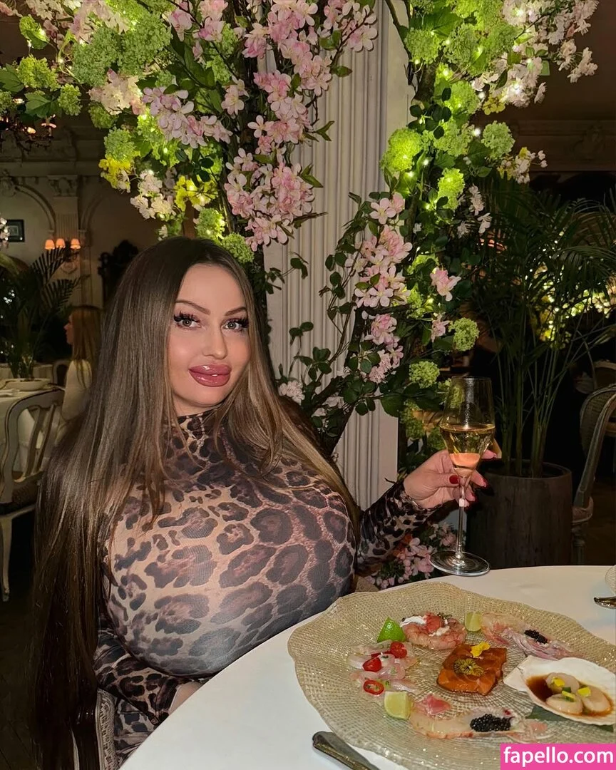 Tanya Fogelman Onlyfans Photo Gallery 