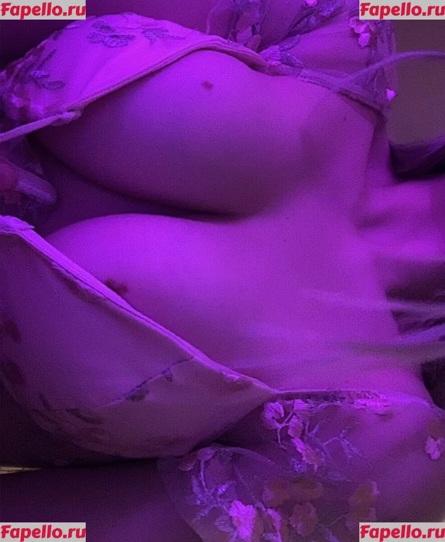 sinnnsro Onlyfans Photo Gallery 