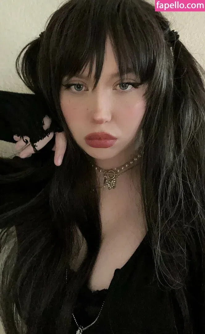 sinnnsro Onlyfans Photo Gallery 