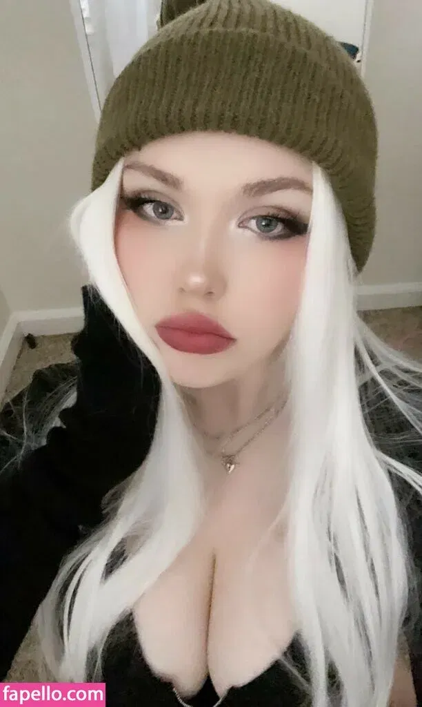 sinnnsro Onlyfans Photo Gallery 