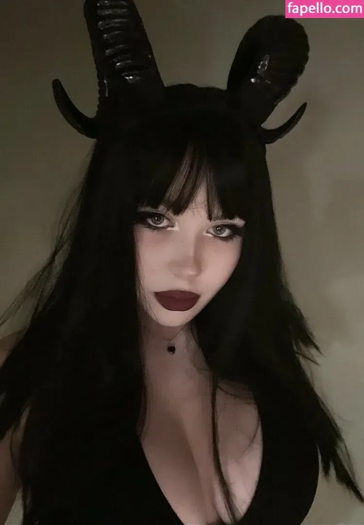 sinnnsro Onlyfans Photo Gallery 