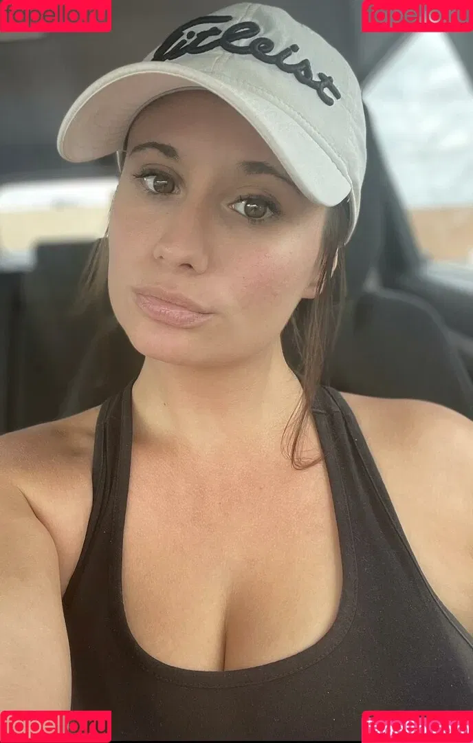 LillyBehave Onlyfans Photo Gallery 