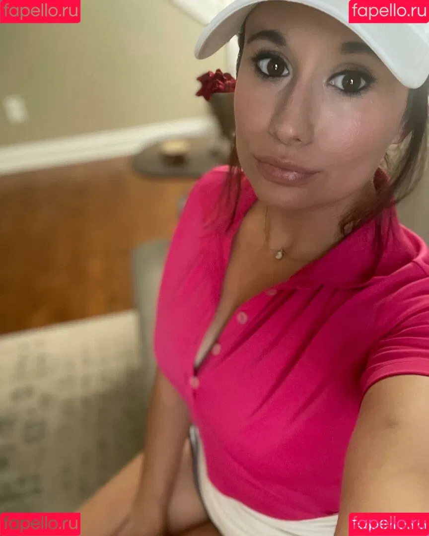LillyBehave Onlyfans Photo Gallery 